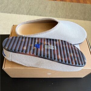 Rothy clogs in light beige color Dove